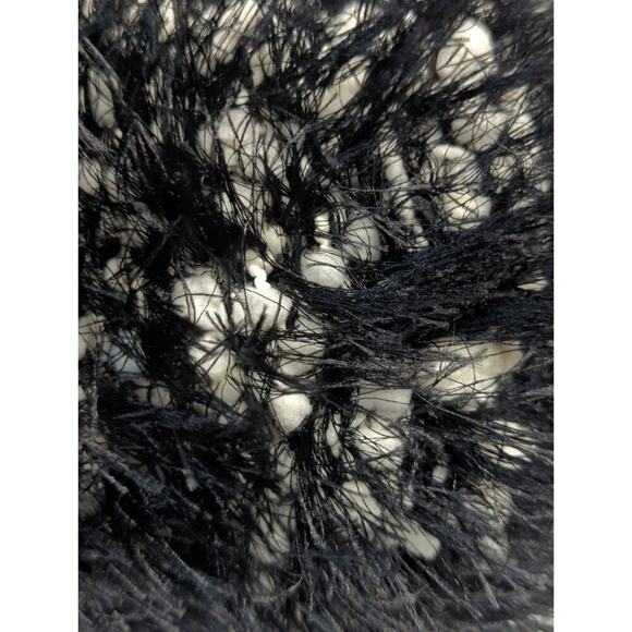 No Brand Scarf‎ White Black Fuzzy Eyelash Soft Winter Warm Cozy - Picture 3 of 6